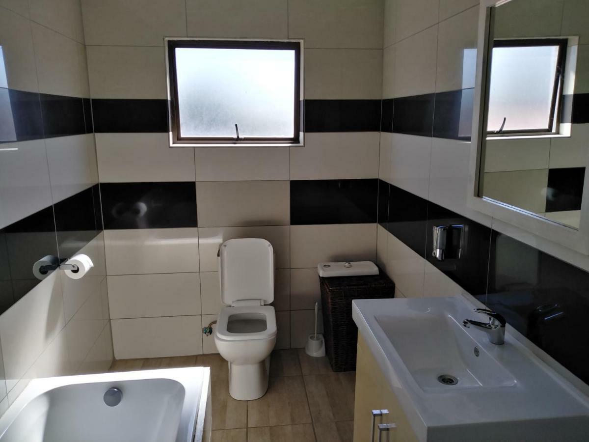 בלומפונטייין On Hill Lodge מראה חיצוני תמונה