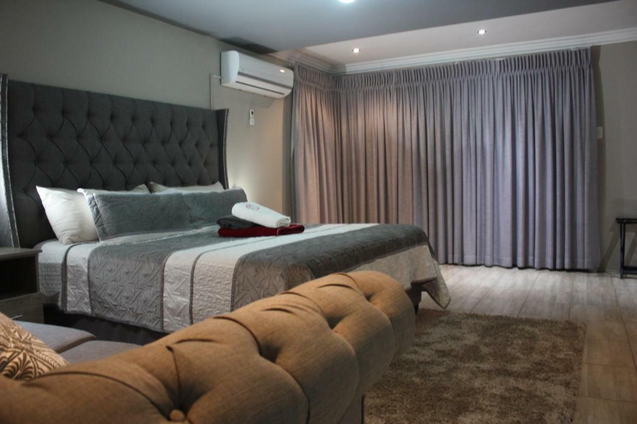 בלומפונטייין On Hill Lodge מראה חיצוני תמונה