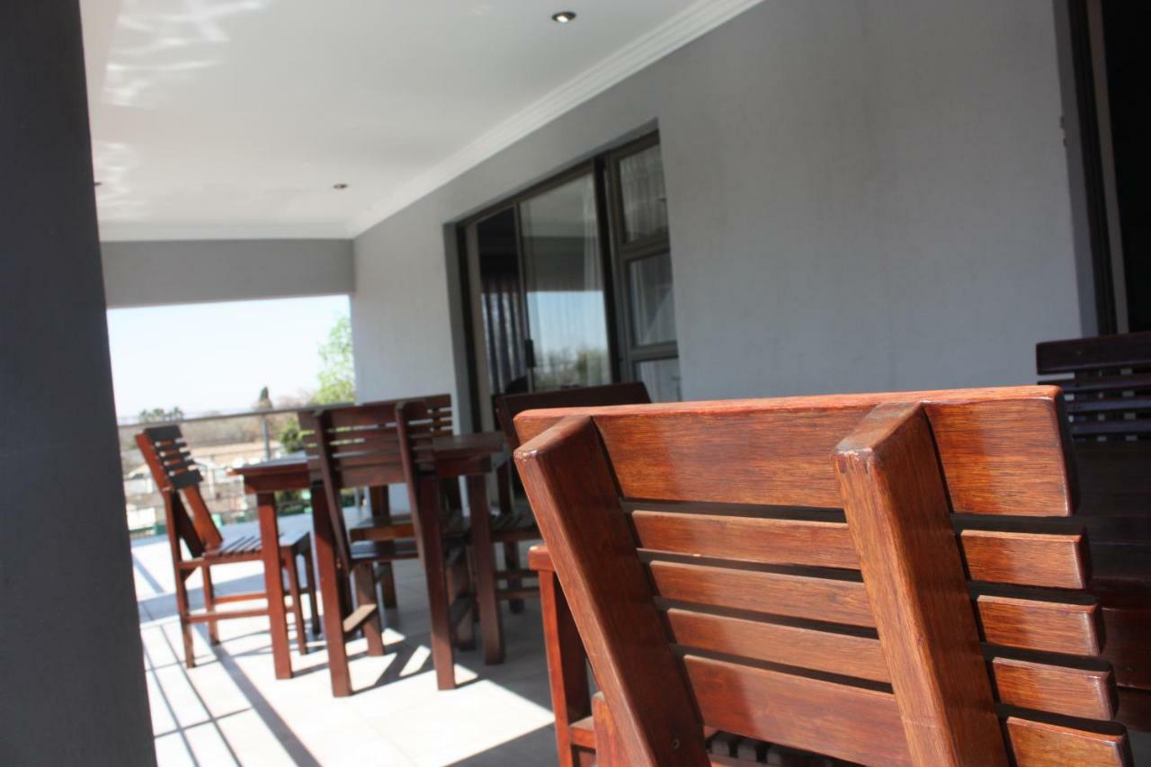 בלומפונטייין On Hill Lodge מראה חיצוני תמונה